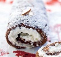 Little Christmas Log of Chocolate and Coconut