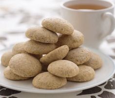 Wholemeal Biscuits with Ginger and Lemon