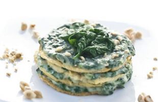 Chickpeas Crepes with Spinach, Mushrooms and Hazelnuts