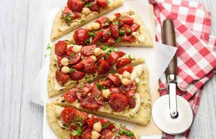 Hot Plate Pizzas with Chickpeas Sauce and Spicy Cherry Tomatoes